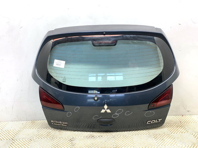 VEKO BATOŽINOVÉHO PRIESTORU KUFOR ZADNÝ MITSUBISHI COLT VI (Z3_A, Z2_A) 2002 - 2012