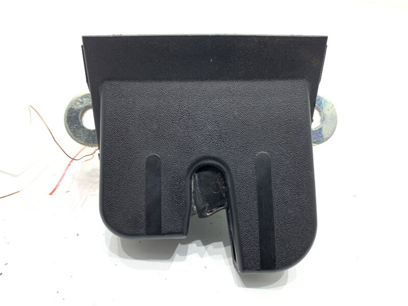 ZÁMOK VEKA BATOŽINOVÉHO PRIESTORU ZADNÝ SEAT LEON (1P1) 2005 - 2013 1P0827505A ZÁMOK VEKA BATOŽINOVÉHO PRIESTORU ZADNÝ SEAT LEON (1P1) 2005 - 2013 1P0827505A