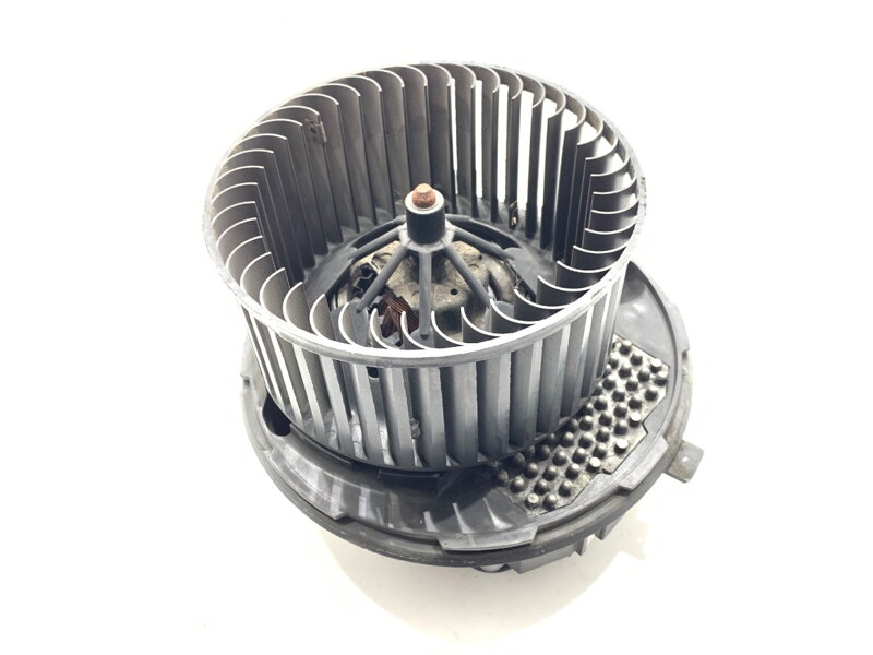 VENTILÁTOR KÚRENIA SEAT LEON (1P1) 2005 - 2013 3C0907521B VENTILÁTOR KÚRENIA SEAT LEON (1P1) 2005 - 2013 3C0907521B