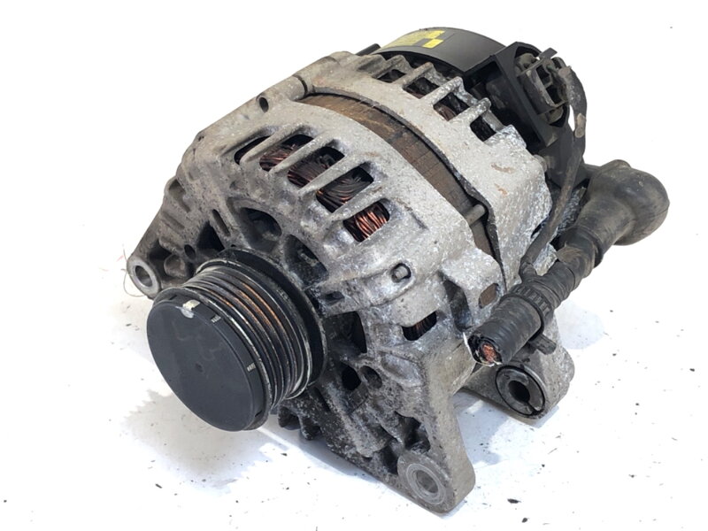 ALTERNÁTOR KIA CARENS IV 2013 - 2022 37300-2A805 ALTERNÁTOR KIA CARENS IV 2013 - 2022 37300-2A805