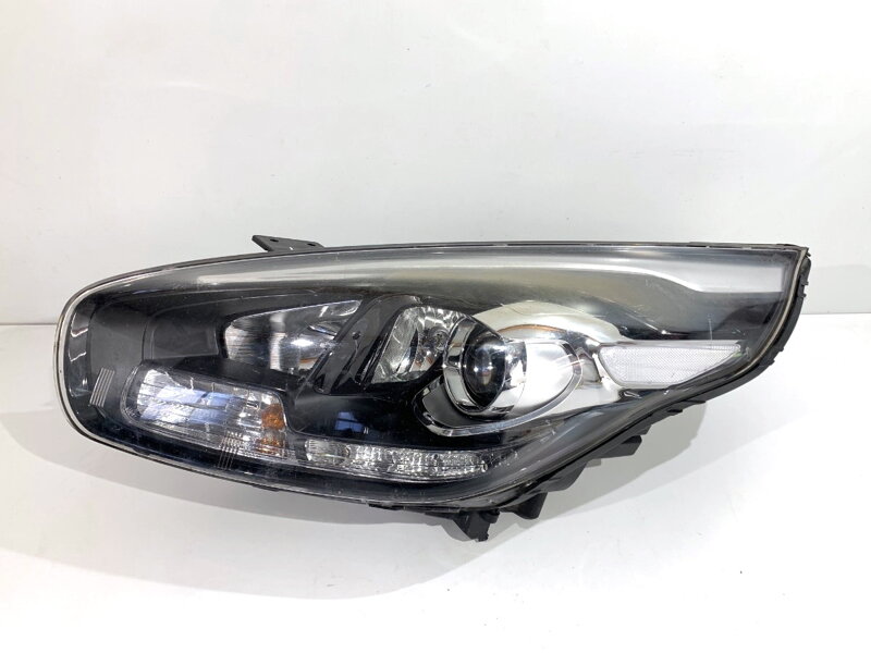 Svetlo ľavé predné KIA Carens IV 2013 - 2022