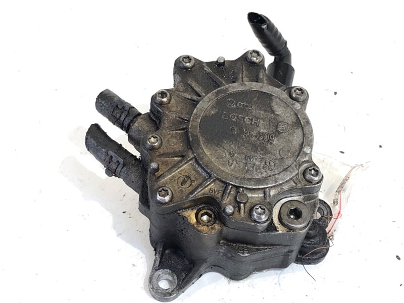 ČERPADLO PODTLAK SEAT LEON (1P1) 2005 - 2013 03G145209 ČERPADLO PODTLAK SEAT LEON (1P1) 2005 - 2013 03G145209