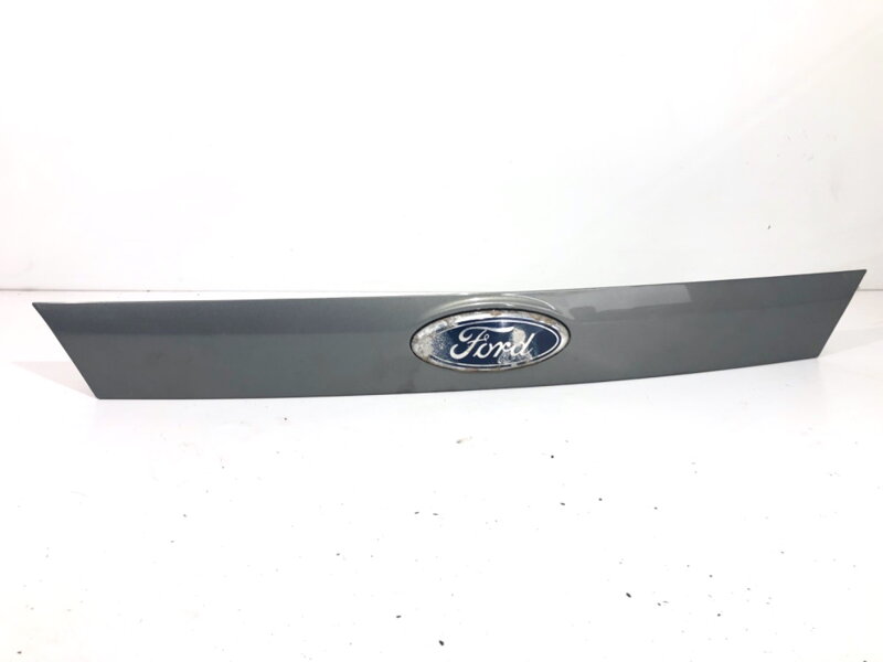 LIŠTA VEKA BATOŽINOVÉHO PRIESTORU ZADNÁ FORD MONDEO IV (BA7) 2007 - 2015