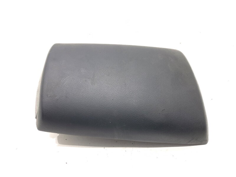 LAKŤOVÁ OPIERKA KIA CEE'D (JD) 2012 - 2018 LAKŤOVÁ OPIERKA KIA CEE'D (JD) 2012 - 2018