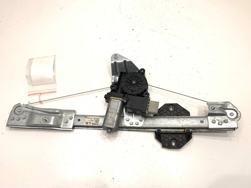 SŤAHOVAČKA OKNA ĽAVÁ PREDNÁ DACIA SANDERO II 2012 - 2022 807211440R