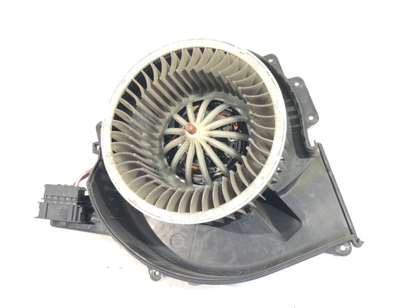 VENTILÁTOR KÚRENIA SEAT IBIZA IV (6J5, 6P1) 2008 - 2017 6Q1819015J VENTILÁTOR KÚRENIA SEAT IBIZA IV (6J5, 6P1) 2008 - 2017 6Q1819015J