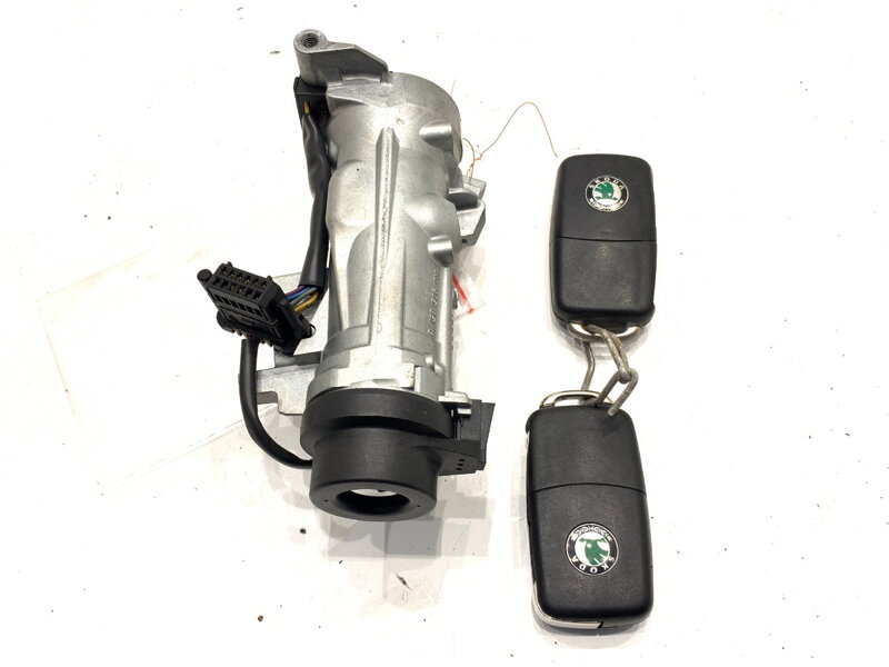 SPÍNACIA SKRINKA SKODA OCTAVIA II (1Z3) 2004 - 2013 1K0905851B SPÍNACIA SKRINKA SKODA OCTAVIA II (1Z3) 2004 - 2013 1K0905851B