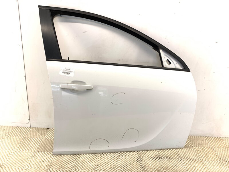 DVERE PRAVÉ PREDNÉ OPEL INSIGNIA A SPORTS TOURER (G09) 2008 - 2017