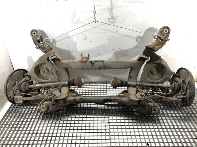 VÝSTUHA ZADNÁ AUDI A6 C6 AVANT (4F5) 2004 - 2011