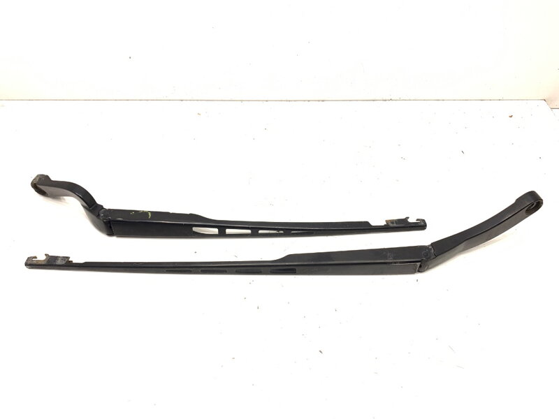 STIERAČ SADA PREDNÝ AUDI A6 C6 AVANT (4F5) 2004 - 2011