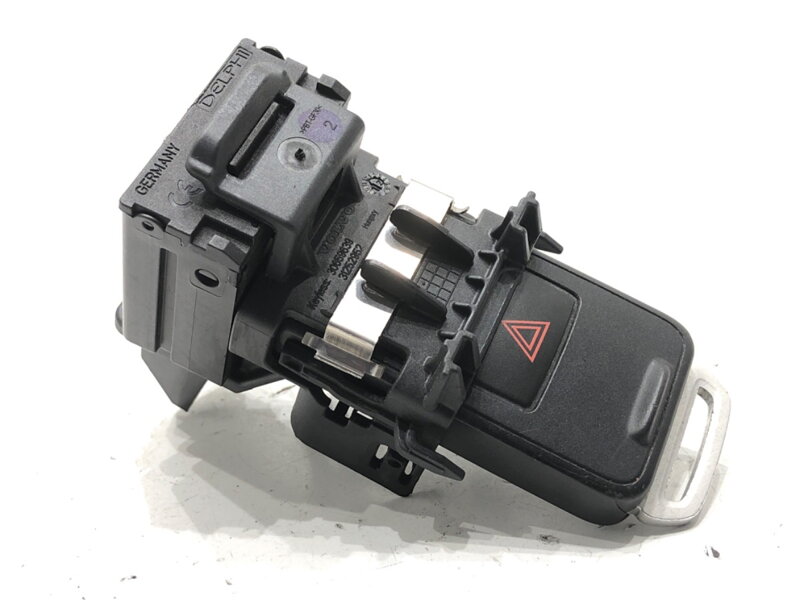 SPÍNACIA SKRINKA VOLVO V40 LIFTBACK (525, 526) 2012 - 2022 28227917