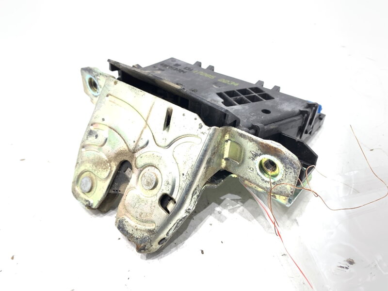 ZÁMOK VEKA BATOŽINOVÉHO PRIESTORU ZADNÝ OPEL ASTRA H (A04) 2004 - 2014 13117285