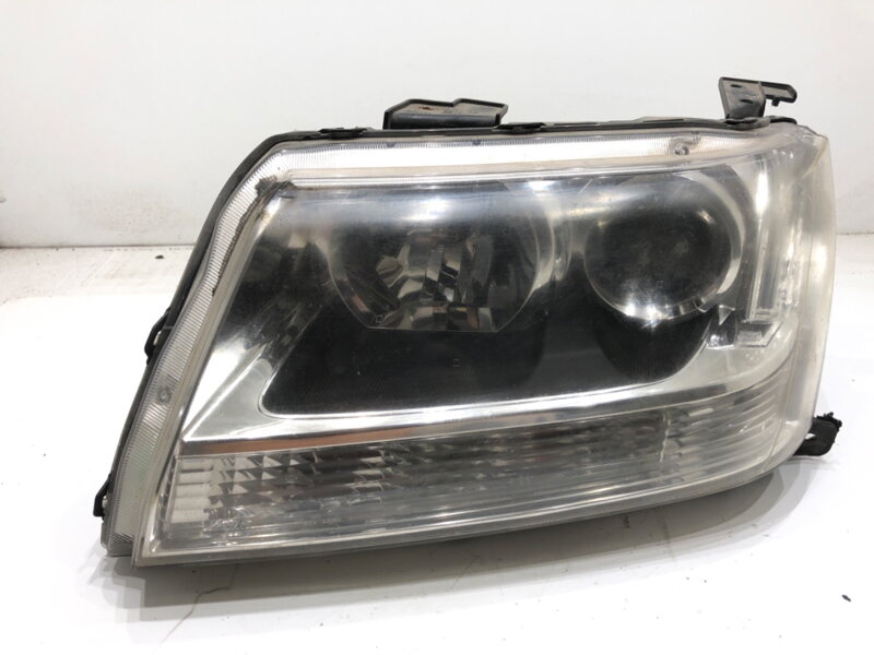 SVETLO ĽAVÉ PREDNÉ XENÓN SUZUKI GRAND VITARA II (JT, TE, TD) 2005 - 2022