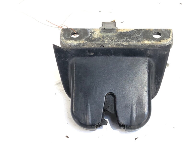 ZÁMOK VEKA BATOŽINOVÉHO PRIESTORU ZADNÝ AUDI A4 B6 (8E2) 2000 - 2005 8E9827520