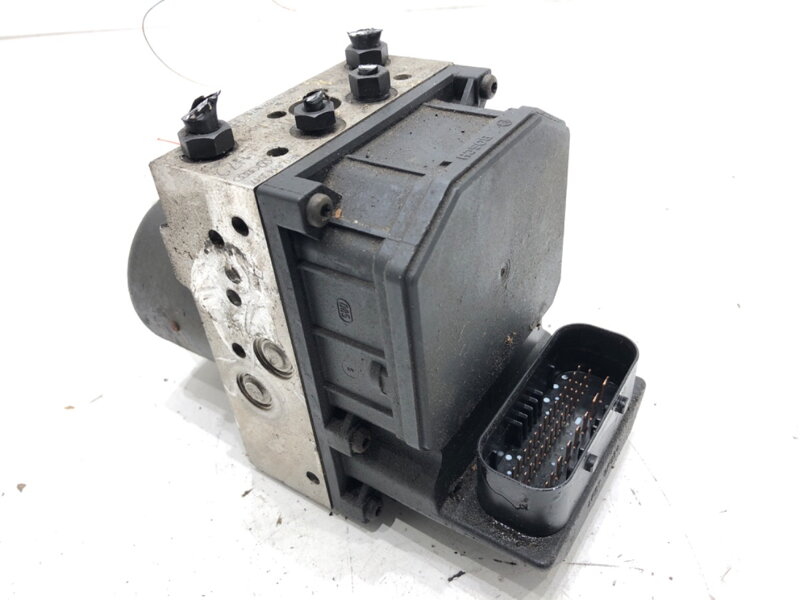 ČERPADLO AUDI A4 B6 (8E2) 2000 - 2005 8E0614517 ČERPADLO AUDI A4 B6 (8E2) 2000 - 2005 8E0614517