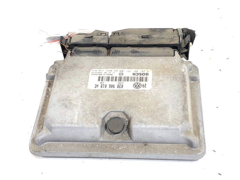 RIADIACA JEDNOTKA MOTORA VW BORA I (1J2) 1998 - 2013 038906018AE