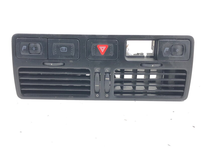 MRIEŽKA VENTILÁCIE PREDNÁ VW BORA I (1J2) 1998 - 2013