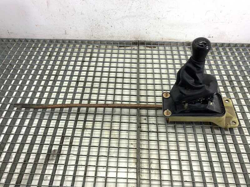 RIADIACA PÁKA VOLIČ PREVODOVKY AUDI A3 (8L1) 1996 - 2006 1J0711061A