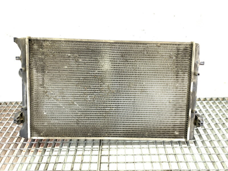 CHLADIČ VODY AUDI A3 (8L1) 1996 - 2006 1J0121253AD