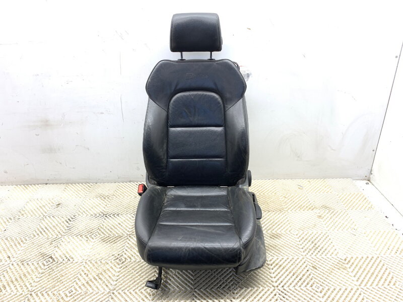 SEDADLO ĽAVÉ PREDNÉ S-LINE AUDI A3 (8P1) 2003 - 2013