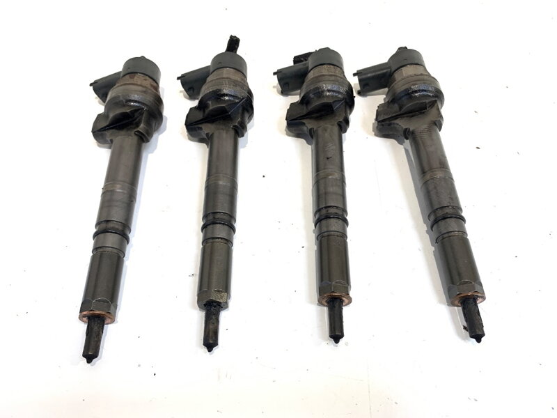 VSTREKOVAČE SADA HONDA CIVIC VII HATCHBACK (EU, EP, EV) 2000 - 2006 0445110082