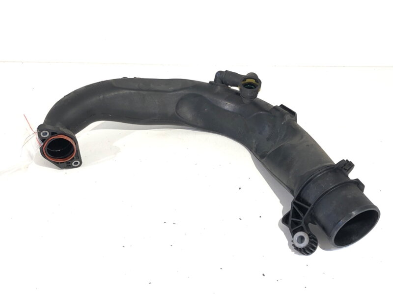 VZDUCHOVÉ POTRUBIE RENAULT MEGANE III LIFTBACK (BZ0/1_, B3_) 2008 - 2022 8200645723