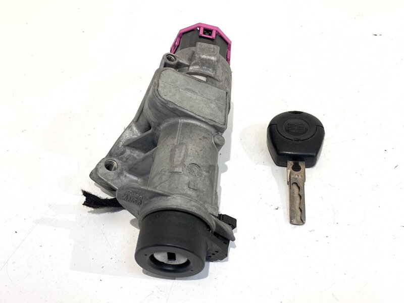 SPÍNACIA SKRINKA SEAT IBIZA III (6L1) 2002 - 2009 4B0905851C SPÍNACIA SKRINKA SEAT IBIZA III (6L1) 2002 - 2009 4B0905851C