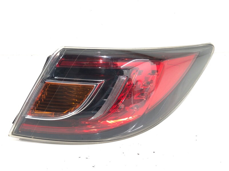 SVETLO PRAVÉ ZADNÉ MAZDA 6 HATCHBACK (GH) 2007 - 2013