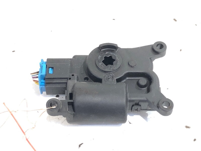 MOTOR RADIÁTORA KÚRENIA VW GOLF VII (5G1, BQ1, BE1, BE2) 2012 - 2022 5Q0907511A