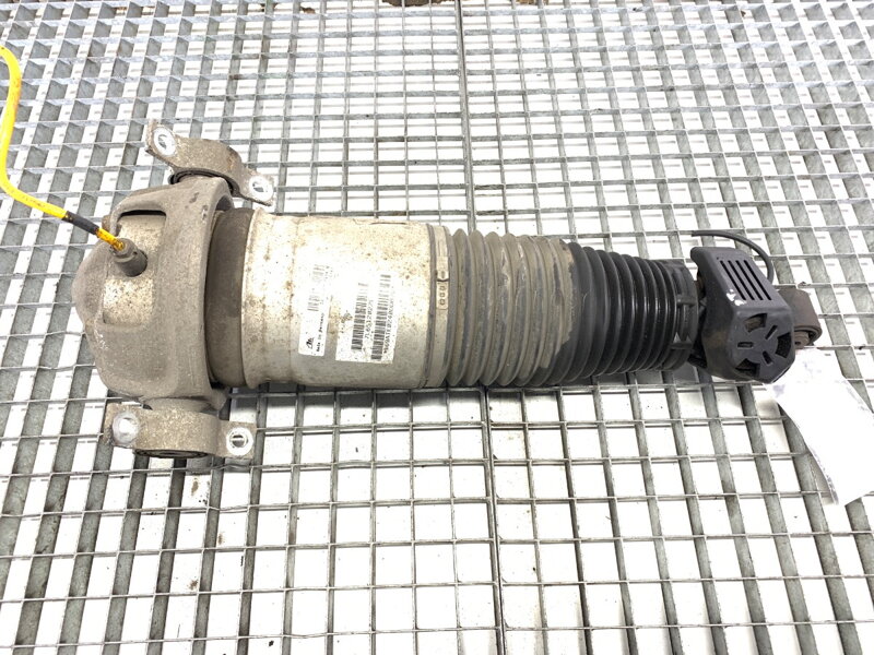 TLMIČ PRAVÝ ZADNÝ VW TOUAREG (7LA, 7L6, 7L7) 2002 - 2013 7L6512022E TLMIČ PRAVÝ ZADNÝ VW TOUAREG (7LA, 7L6, 7L7) 2002 - 2013 7L6512022E