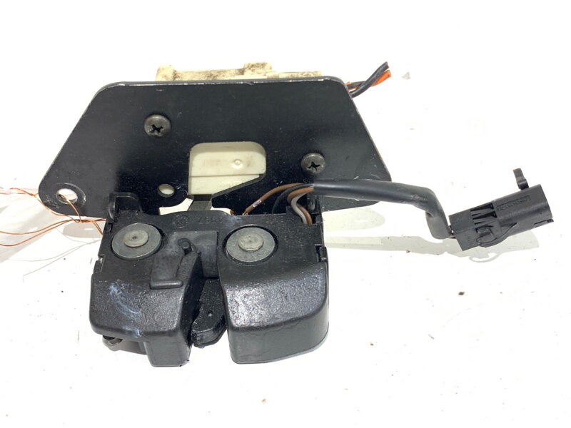 ZÁMOK VEKA BATOŽINOVÉHO PRIESTORU ZADNÝ FIAT STILO (192_) 2001 - 2010