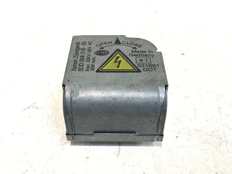 ŠTARTÉR CIEVKA XENÓN AUDI A6 C6 (4F2) 2004 - 2011 5DD008319-50 ŠTARTÉR CIEVKA XENÓN AUDI A6 C6 (4F2) 2004 - 2011 5DD008319-50