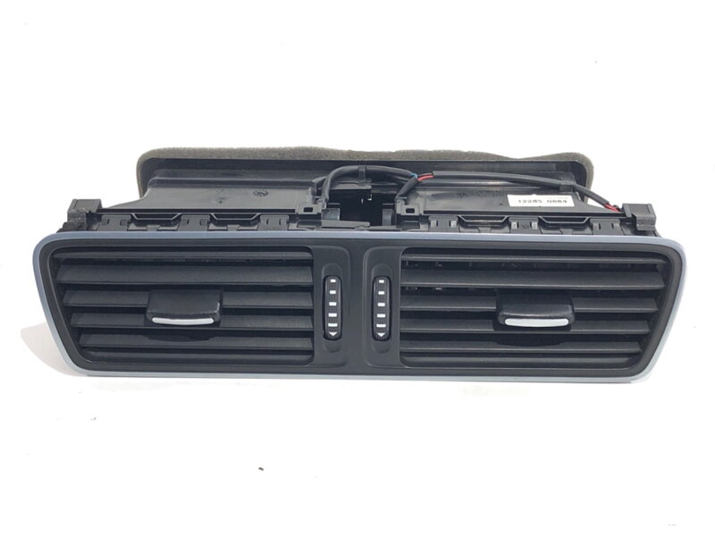 MRIEŽKA VENTILÁCIE PREDNÁ STREDOVÁ VW PASSAT B7 VARIANT (365) 2010 - 2015 3AB819728A