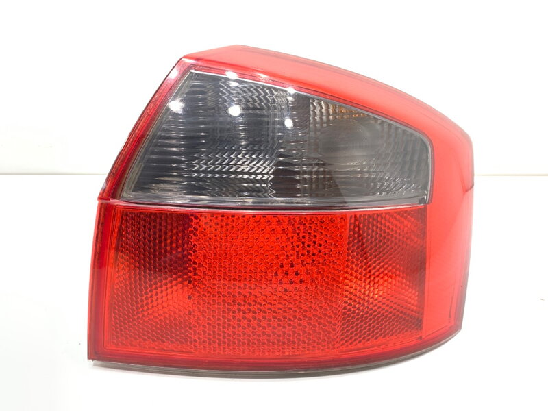 SVETLO PRAVÉ ZADNÉ AUDI A4 B6 (8E2) 2000 - 2005 8E0945096