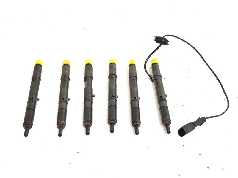 VSTREKOVAČE SADA AUDI A4 B6 AVANT (8E5) 2000 - 2005 059130201G