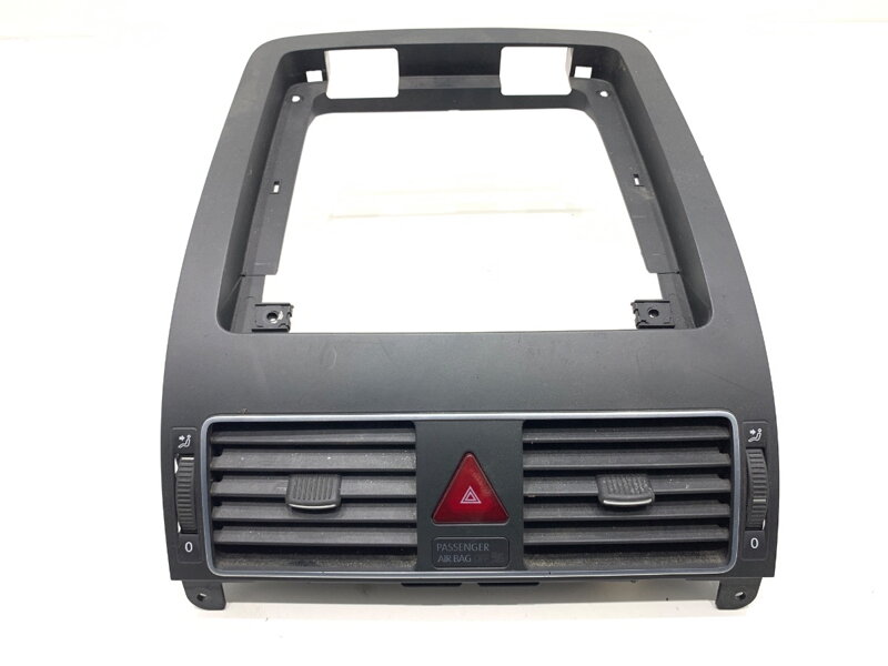 MRIEŽKA VENTILÁCIE PREDNÁ STREDOVÁ VW TOURAN (1T3) 2010 - 2015 1T1819728G