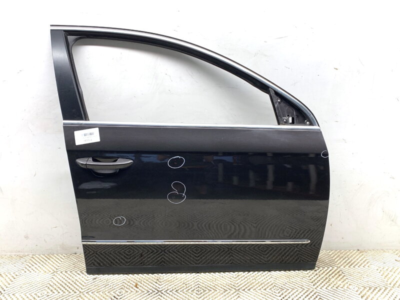 DVERE PRAVÉ PREDNÉ VW PASSAT B6 (3C2) 2005 - 2010