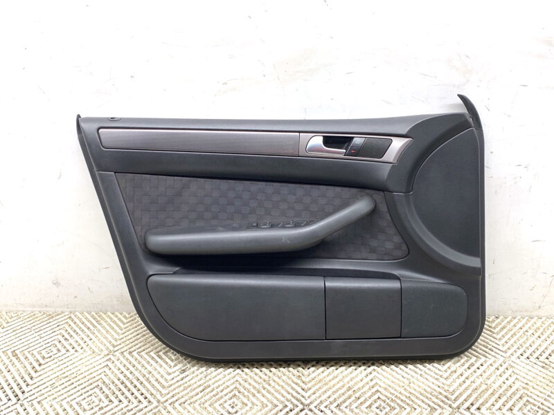 TAPACÍR DVERÍ ĽAVÝ PREDNÝ AUDI A6 C5 AVANT (4B5) 1997 - 2005