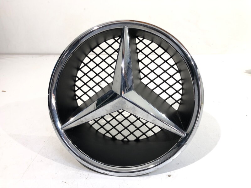 ZNAK / EMBLÉM PREDNÝ MERCEDES-BENZ CLASS C (W204) 2007 - 2015 2078880260 ZNAK / EMBLÉM PREDNÝ MERCEDES-BENZ CLASS C (W204) 2007 - 2015 2078880260