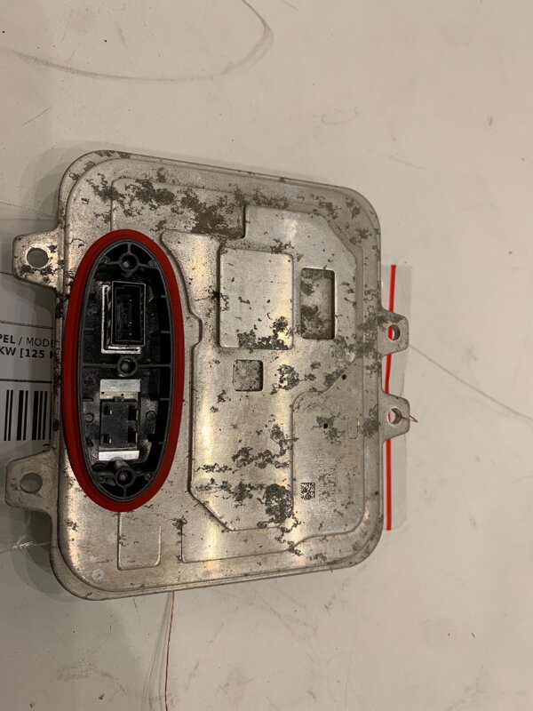 RIADIACA JEDNOTKA XENÓN OPEL ASTRA J (P10) 2009 - 2015 5DV009720