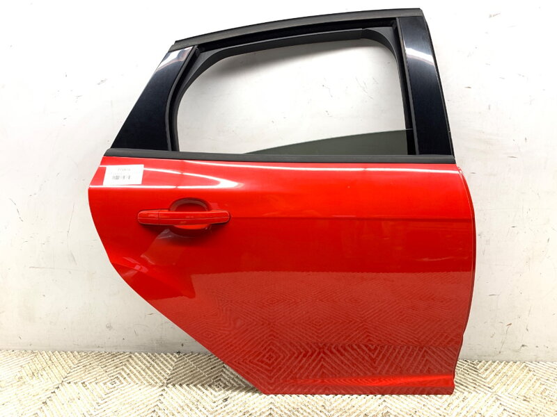 DVERE PRAVÉ ZADNÉ FORD FOCUS III 2010 - 2022