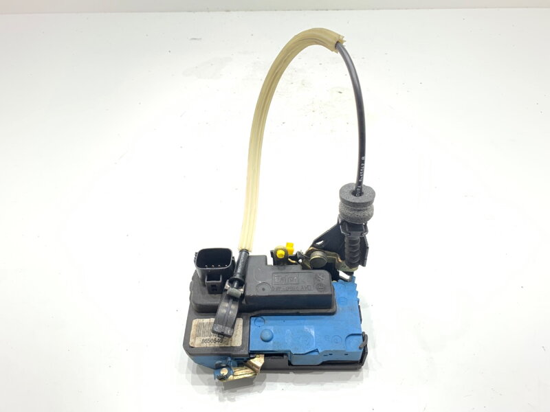 ZÁMOK DVERÍ PRAVÝ PREDNÝ VOLVO S60 I (384) 2000 - 2010 8650546 ZÁMOK DVERÍ PRAVÝ PREDNÝ VOLVO S60 I (384) 2000 - 2010 8650546