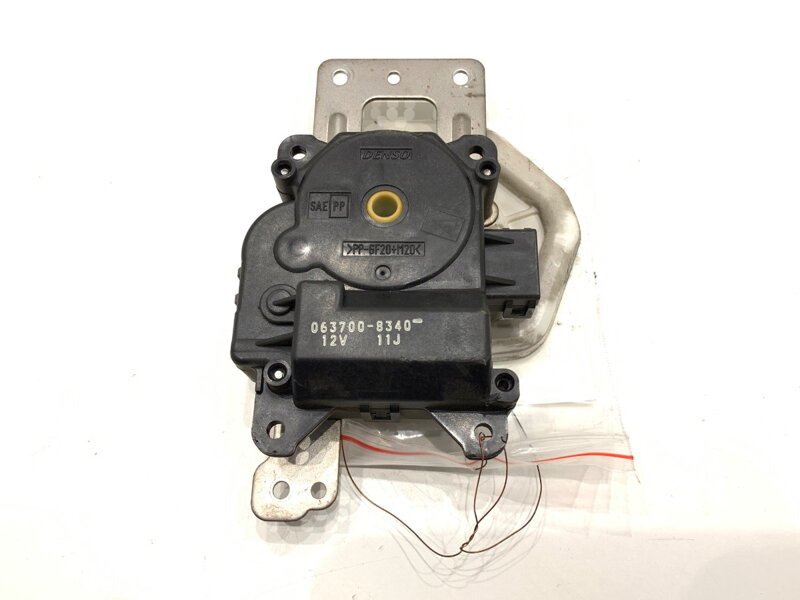 MOTOR RADIÁTORA KÚRENIA HONDA CR-V III (RE_) 2006 - 2022 063700-8340 MOTOR RADIÁTORA KÚRENIA HONDA CR-V III (RE_) 2006 - 2022 063700-8340