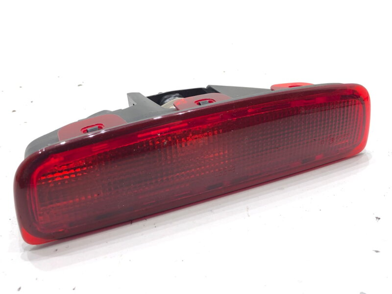 SVETLO STOP RENAULT EXPRESS 2021 - 2022 8200690117 SVETLO STOP RENAULT EXPRESS 2021 - 2022 8200690117