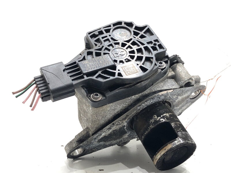 VENTIL EGR RENAULT EXPRESS 2021 - 2022 147101423R VENTIL EGR RENAULT EXPRESS 2021 - 2022 147101423R