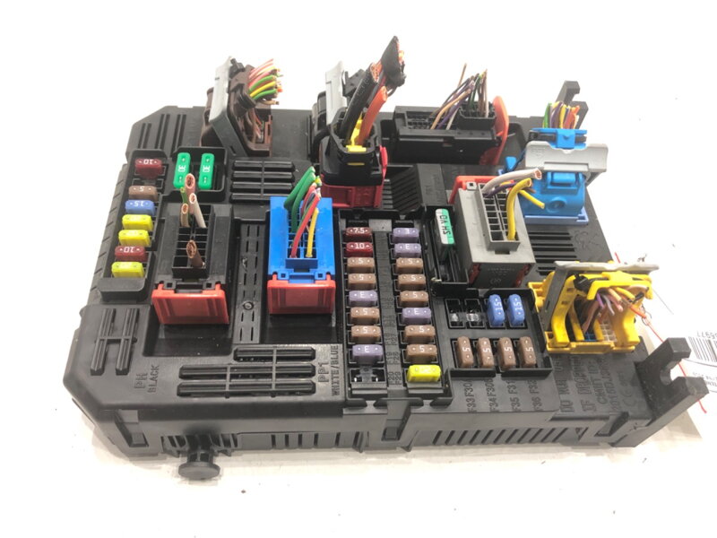 MODUL BSI OPEL COMBO (K9) 2018 - 2022 9832880380 MODUL BSI OPEL COMBO (K9) 2018 - 2022 9832880380