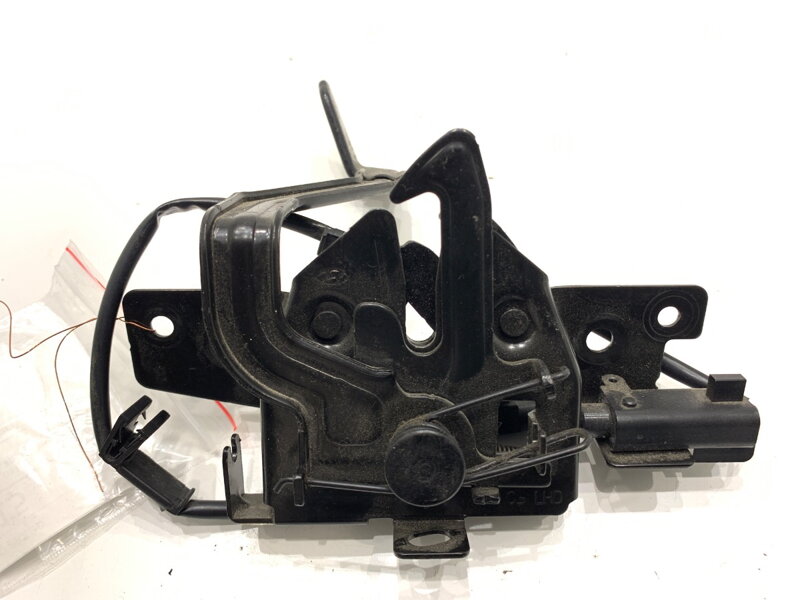 Zámok kapoty predný Hyundai Kona (OS, OSE, OSI) 2017 - 2022 81130J9000