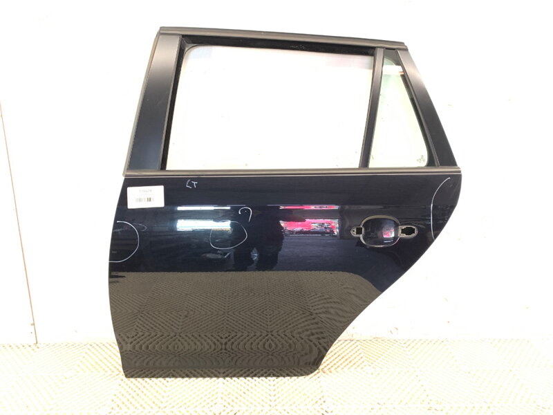 Dvere ľavé zadné VW Golf V Variant (1K5) 2007 - 2009