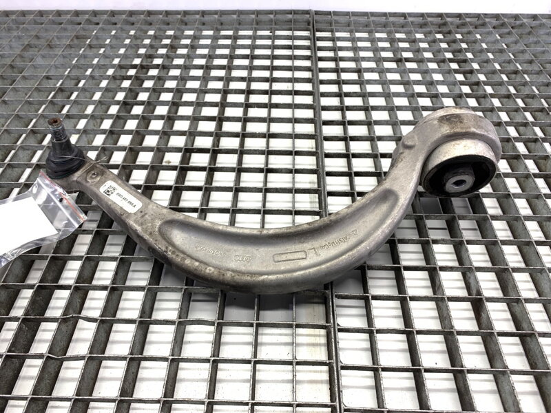 RAMENO ĽAVÉ PREDNÉ AUDI A4 B9 (8W2, 8WC) 2015 - 2022 8W0407693A RAMENO ĽAVÉ PREDNÉ AUDI A4 B9 (8W2, 8WC) 2015 - 2022 8W0407693A
