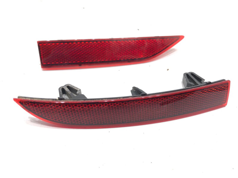 SVETLO NÁRAZNÍKA PRAVÉ ZADNÉ ODRAZKA AUDI A4 B9 (8W2, 8WC) 2015 - 2022